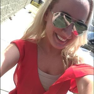 Meet your Posher, Shay